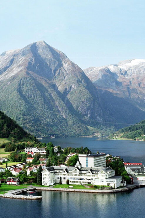 Bergen: Fjord Cruise to Sognefjord and Bøyabreen Glacier - Good To Know