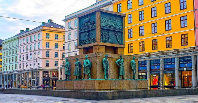 Bergen: Guided Walking Tour - Itinerary Highlights
