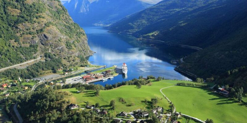 Bergen: Hardangerfjord, Voss Gondola & 3 Great Waterfalls - Starting Out: From Bergen to Fjord Beauty