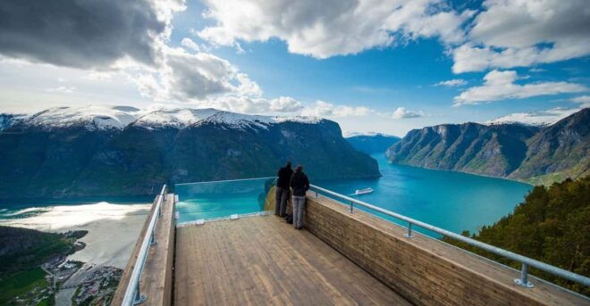 Bergen: Nærøyfjord, Flåm, and Stegastein Guided Bus Tour - Transportation and Inclusions