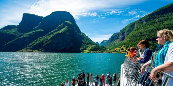 Bergen: Nærøyfjord, Flåm, and Stegastein Guided Bus Tour - Frequently Asked Questions