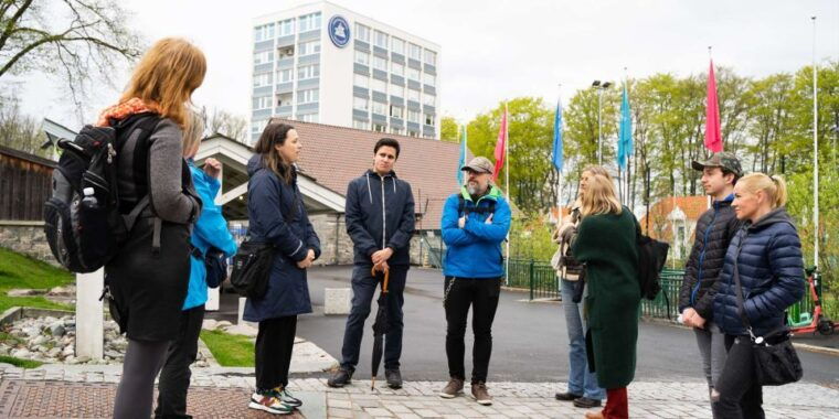 Bergen: Nordnes Neighborhood Hidden Gems Walking Tour - Authentic Experiences and Hidden Gems