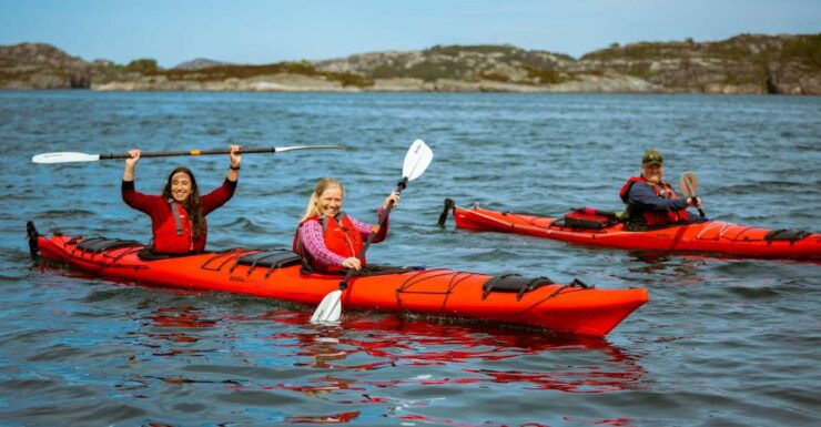 Bergen: Øygarden Islets Guided Kayaking Tour - Tour Booking Details