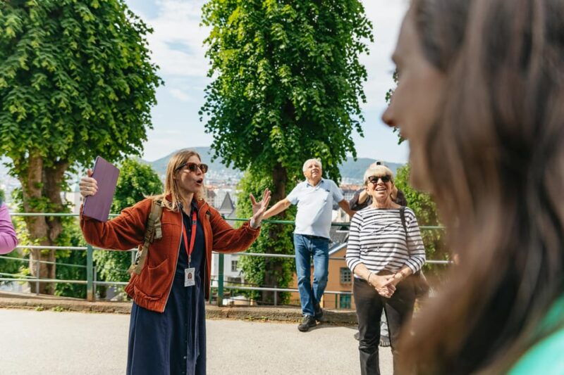 Bergen: Past & Present Small Group Guided Walking Tour - A Deep Dive into the Experience
