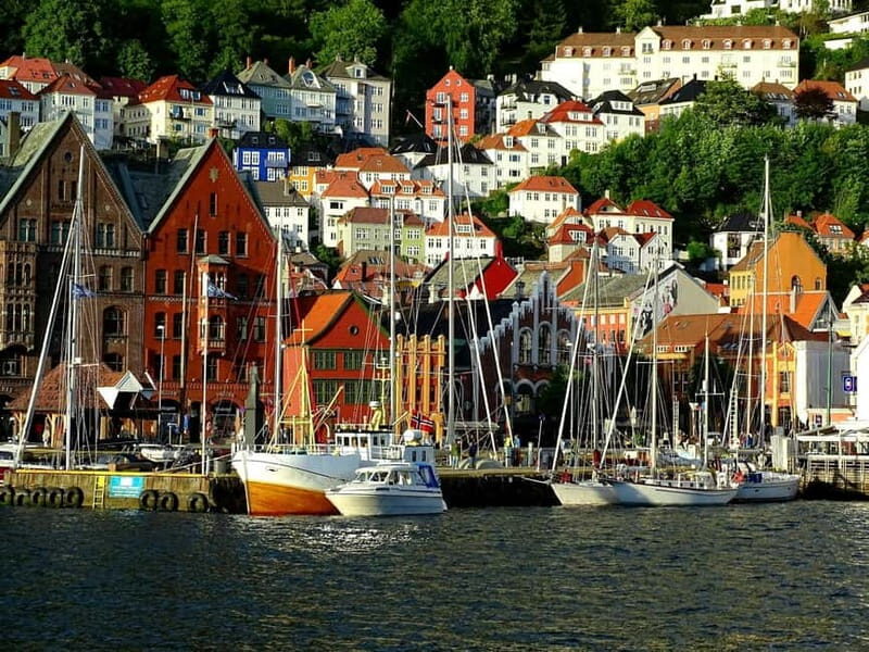 Bergen: Private Walking Tour With Local Guide - Good To Know