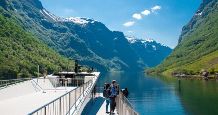 Bergen: Self-Guided Nærøyfjord Cruise and Flåm Railway Tour - Experience Highlights