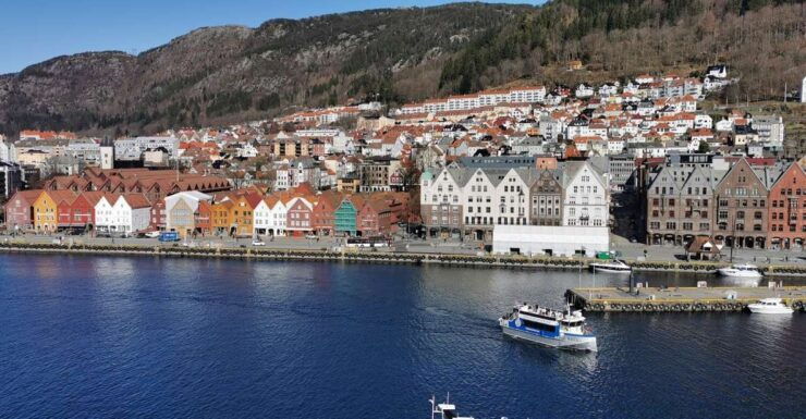 Bergen: Sightseeing Cruise of Bergen's Historic Landmarks - Experience