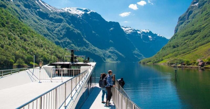 Bergen: Viking Village, Nærøyfjord Cruise & Flåm Railway - Practical Details and What to Expect