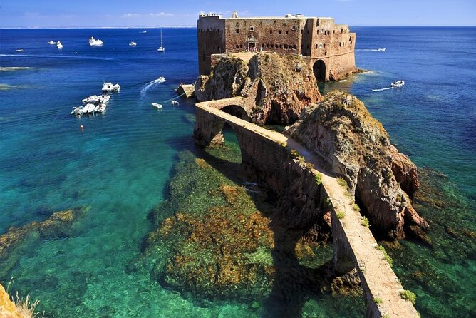Berlengas Catamaran Tour - Meeting Point and End Point