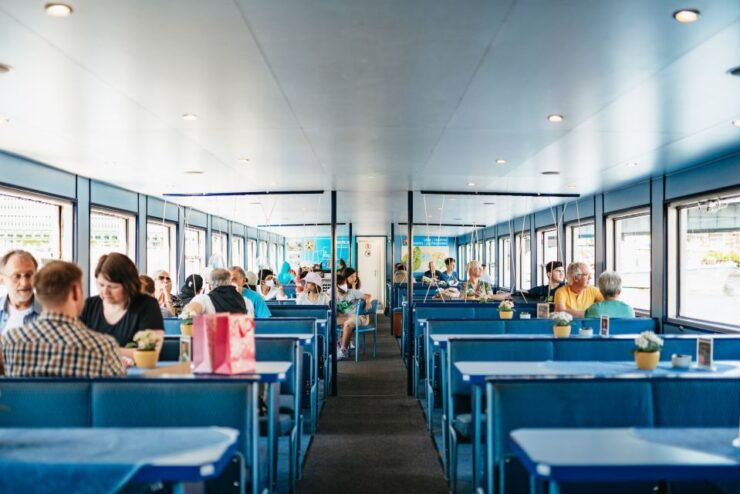 Berlin: 1-Hour City Tour by Boat With Guaranteed Seating - Audio Guide and Landmarks