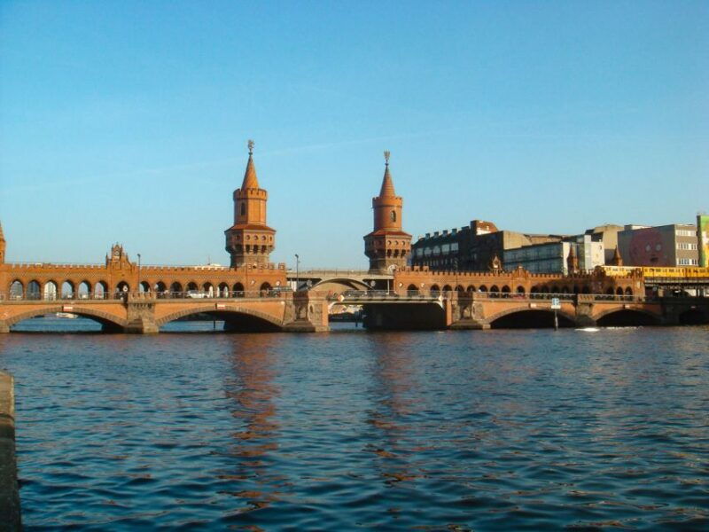 Berlin: 2.5-Hour East Side Boat Cruise with Commentary - Good To Know