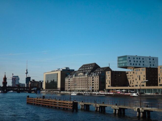 Berlin: 2.5-Hour East Side Boat Cruise With Commentary - Customer Reviews