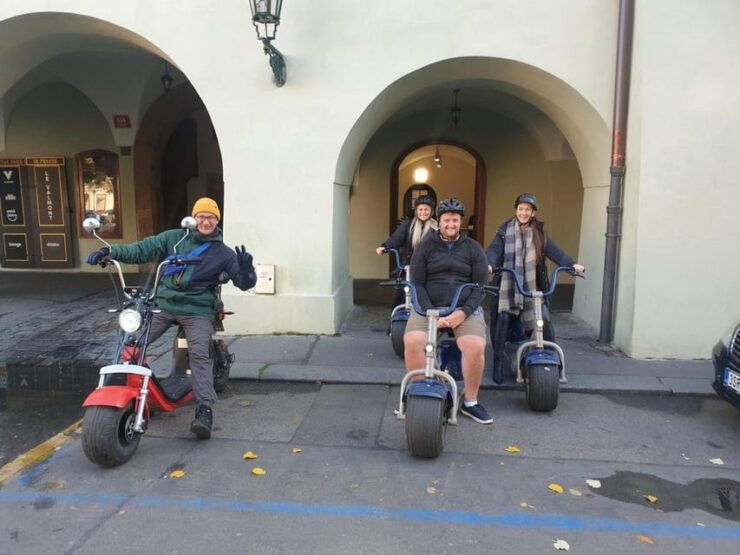 Berlin: 2-Hour City Guided Tour on a Fat Scooter - Key Points