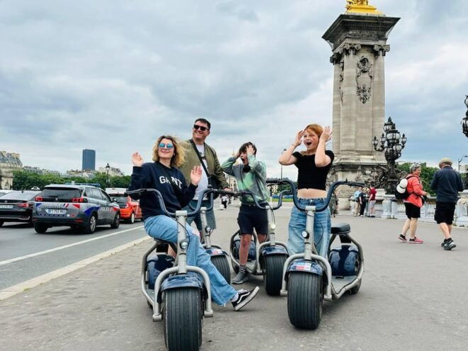 Berlin: 2-Hour City Guided Tour on a Fat Scooter - Unique Riding Experience