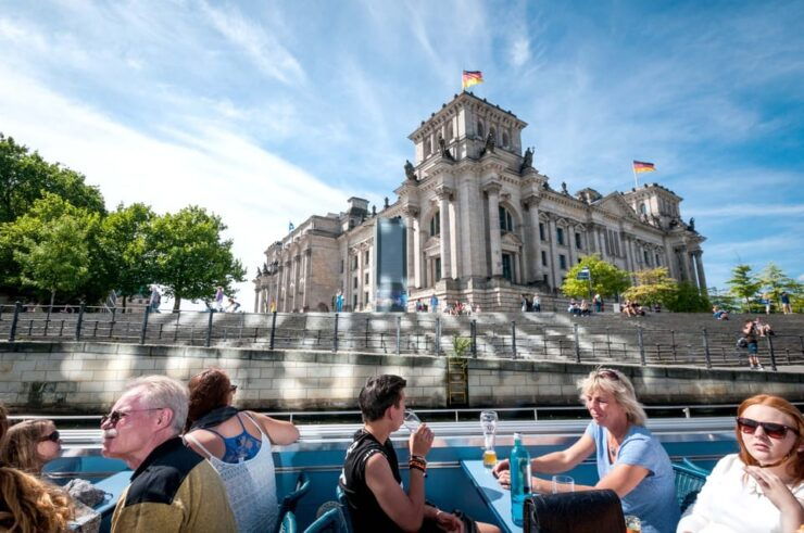 Berlin: 3.25-Hour Spree & Landwehrkanal Boat Tour - Experience Highlights