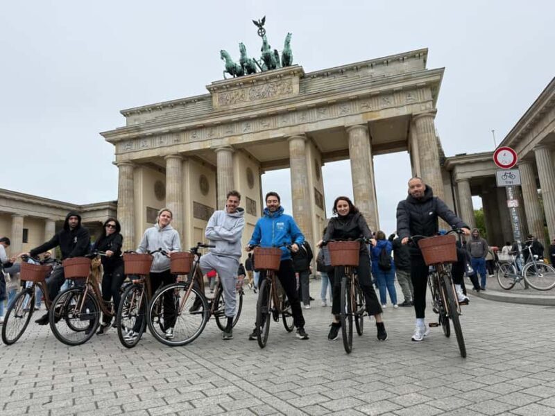 Berlin: 3.5-hour bike tour A journey through time in the capital - FAQ