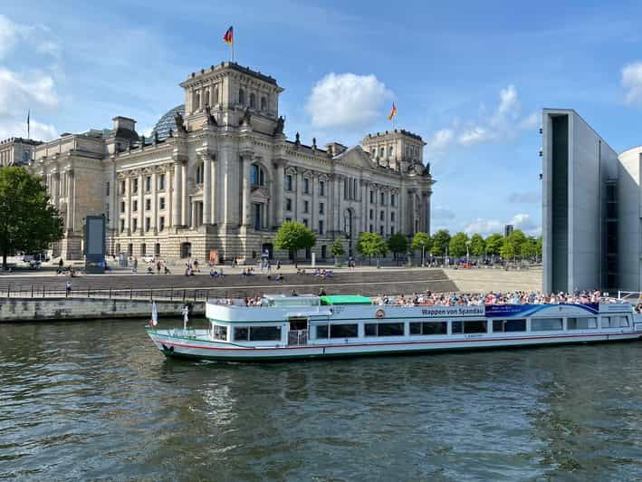 Berlin: 3.5-Hour Sightseeing Cruise on the Spree River - Key Points