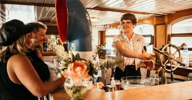 Berlin: 3-Hour Beer Evening Sightseeing Boat Cruise - Tour Details