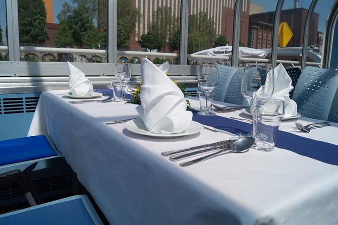 Berlin 4-Course Sunset Dinner Cruise Including Drinks - Event Details