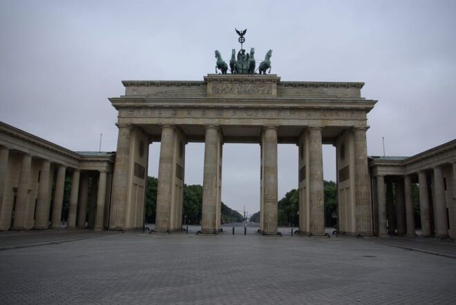 Berlin: 5-Hour Tour of Berlin History by VW Bus - Detailed Itinerary Breakdown
