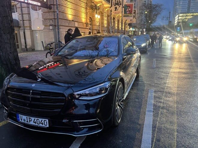 Berlin Airport Transfer Service | English Speaking Driver - Customer Experience Features