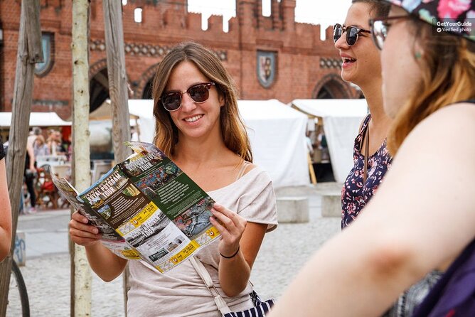 Berlin Alternative Street Art Tour - Exclusive Small Group Tour Experience