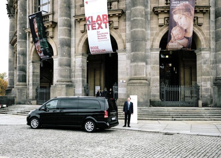 Berlin: Architectural Highlights Private Black Van Tour - Tour Details