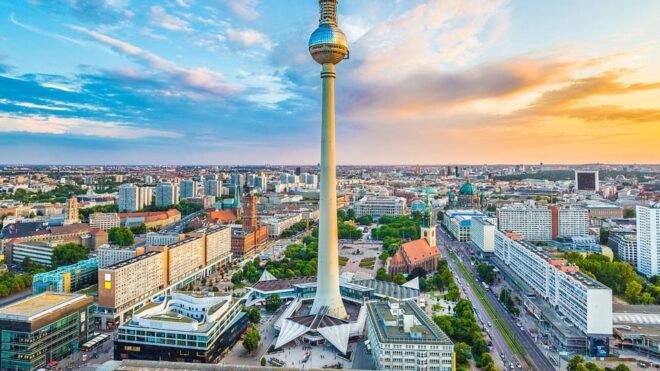 Berlin Audioguide - Travelmate App for Your Smartphone - Download and Activation