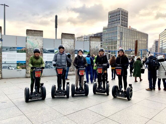 Berlin: Best of East and West Segway Tour - Live Tour Guide in English and German