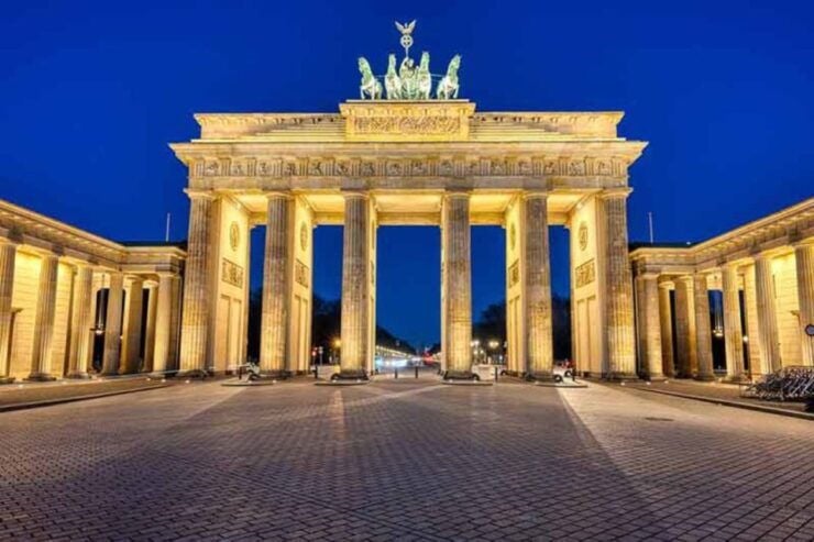 Berlin: Big Bus Panoramic Evening Tour With Live Guide - Tour Experience