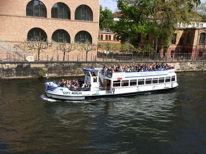Berlin: Boat Sightseeing Cruise with Audioguide - Good To Know