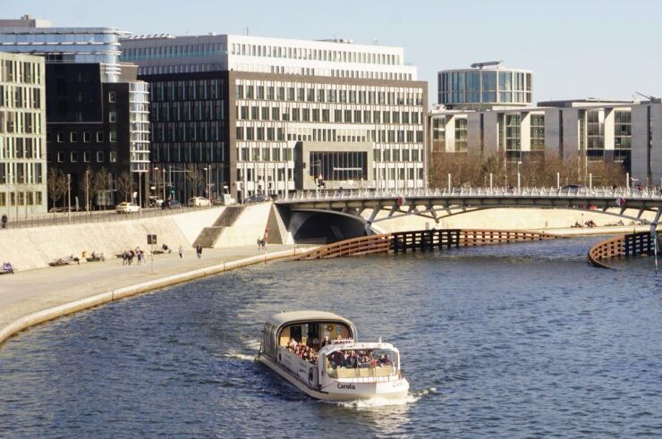 Berlin: Boat Tour With Tour Guide - Booking Details and Information