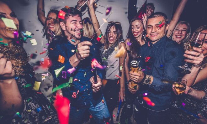 Berlin Bundle: Transfers, Pub Crawl, & Pistol Shooting - Itinerary - Berlin Pub Crawl