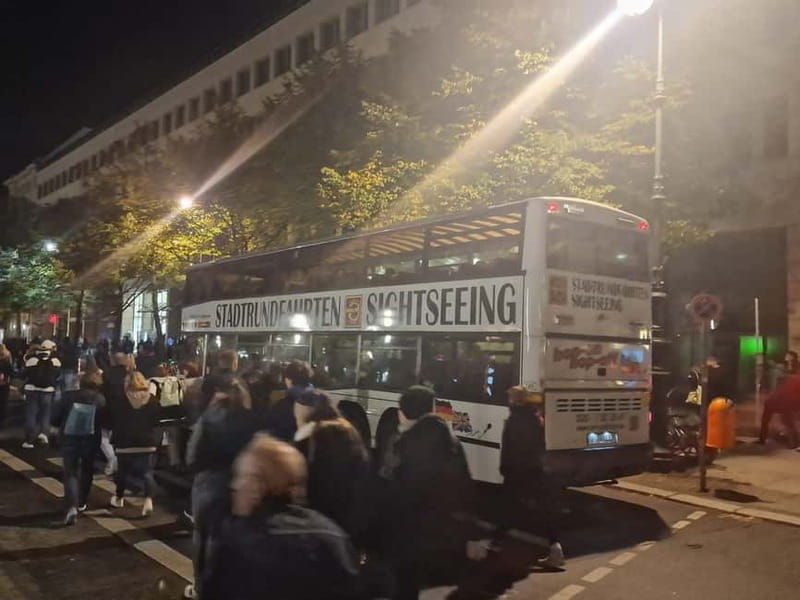 Berlin: Bus Tour by Night with Live Commentary - Why This Tour Works Well