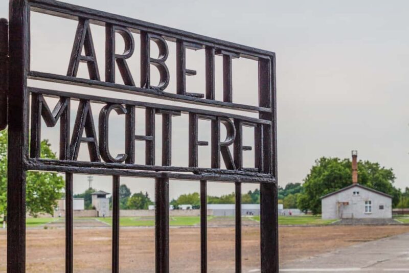 Berlin: Bus Tour to Sachsenhausen Concentration Camp & East Side Gallery - An In-Depth Look at What to Expect