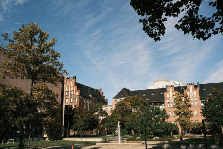 Berlin: Charité Hospital History Walking Tour - Booking Information