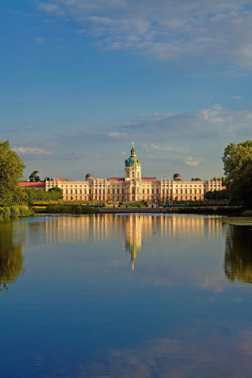 Berlin: Charlottenburg Palace Entry Ticket - Exploring the Old Palace