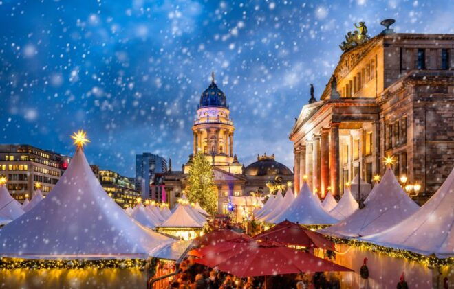 Berlin: Christmas Markets & Sightseeing Private Tour by Car - Christmas Markets Visited