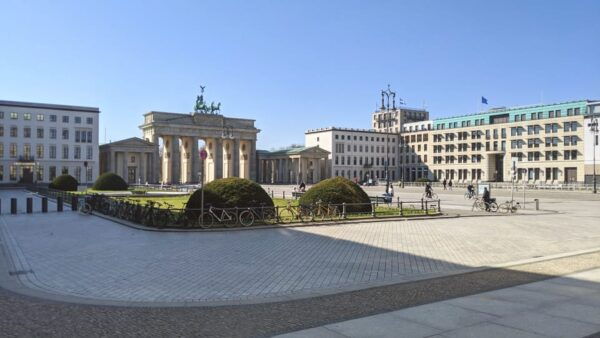 Berlin: City Center Self-guided Fun Facts Tour - The Sum Up