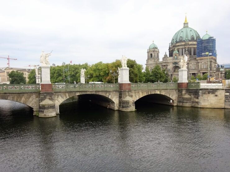 Berlin: City of Bridges Self-guided Walking Tour - Booking and Cancellation