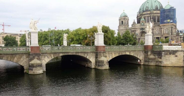 Berlin: City of Bridges Self-guided Walking Tour - Booking Information