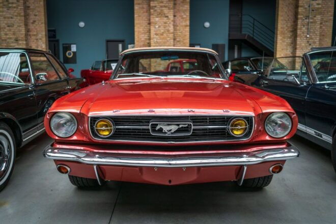 Berlin: Classic Remise Private Tour With Transfer - Enhance Your Visit With a Guided Tour