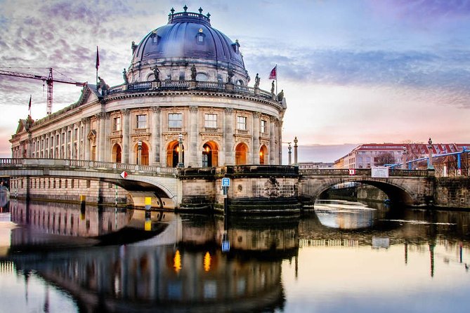 Berlin Departure Private Transfers From Berlin City to Berlin Airport SXF - Competitive Pricing Options