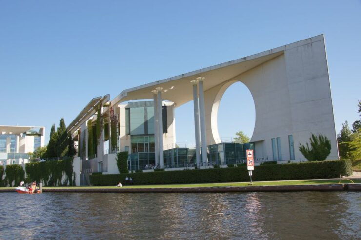 Berlin: Dinner Cruise on the Spree With Prosecco - Non-Refundable Activity Details
