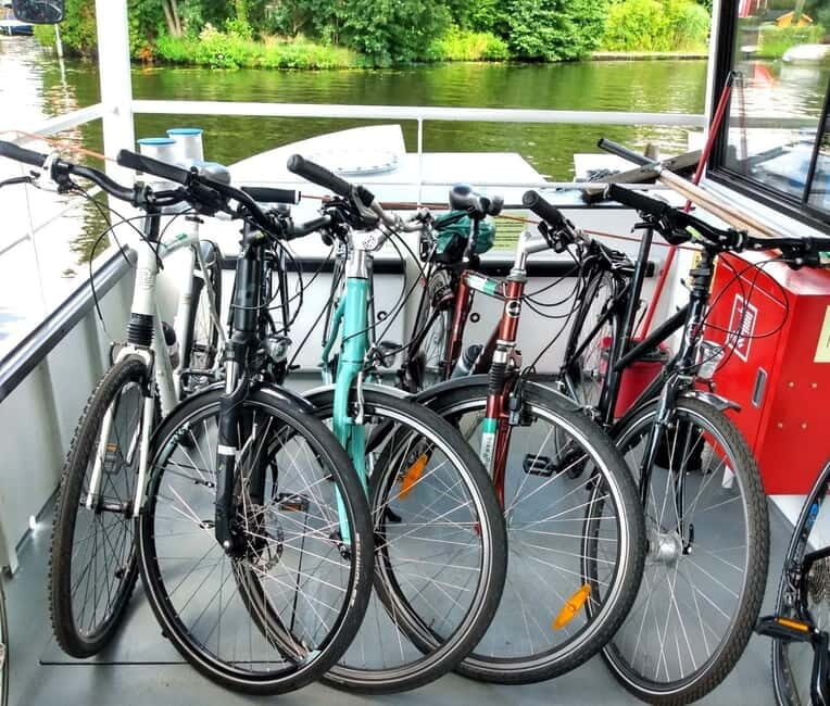 Berlin: (E)-Bike & Boat: The City's Biggest Lake & Lagoon - Discover Berlin’s Water and Green Spaces with an E-Bike & Boat Tour