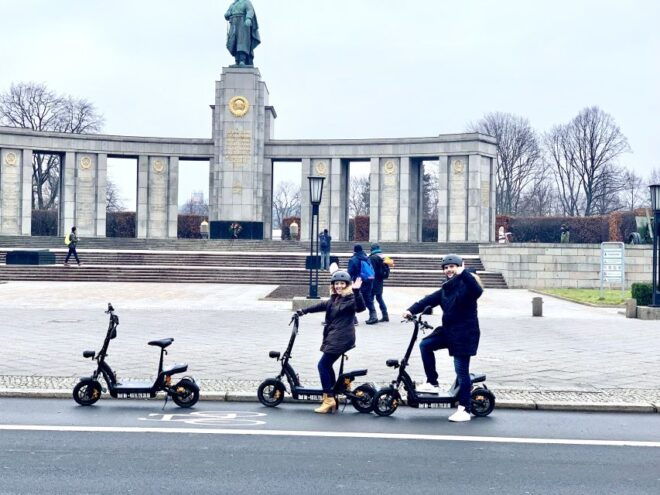 Berlin: E-Scooter Tour - Duration and Starting Times