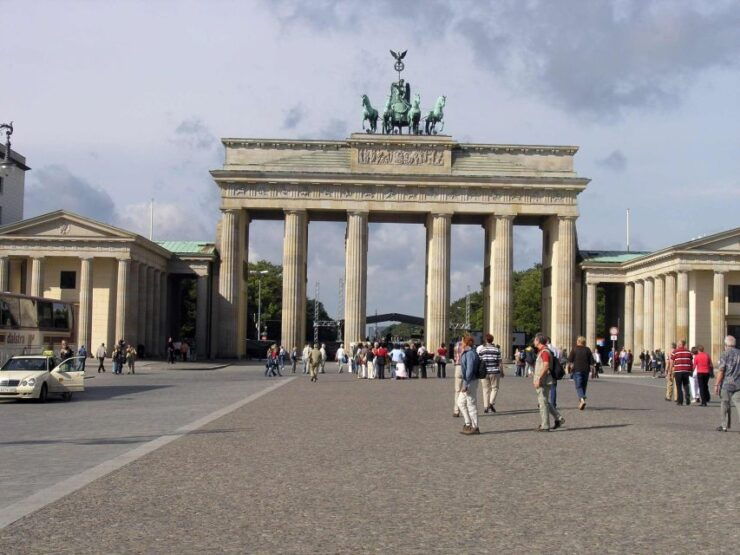 Berlin: East Berlin Guided Walking Tour - Tour Highlights