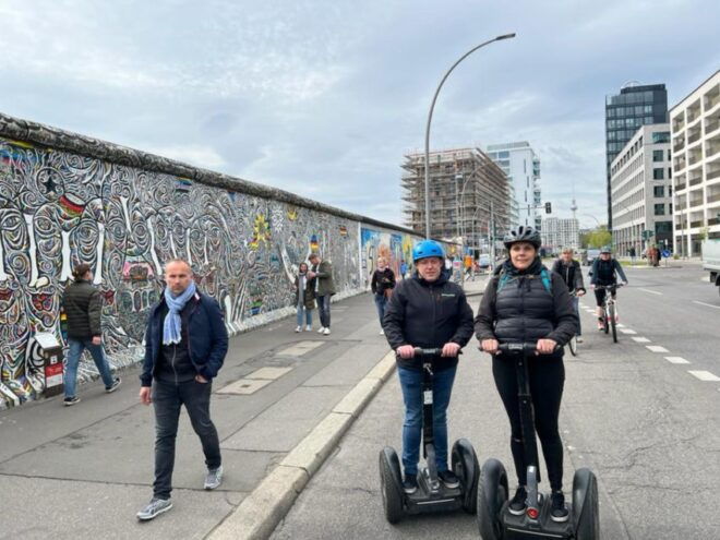 Berlin: East Side Gallery and Cold War Segway Tour - Important Sites and Neighborhoods