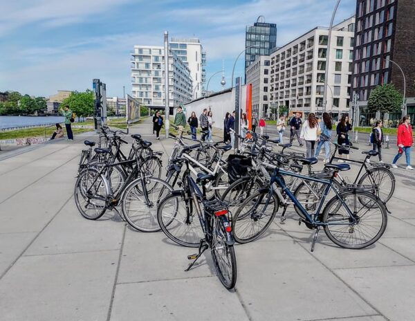 Berlin East West & Wall Tour: Top Sights Individual by Bike - Customer Experiences and Ratings