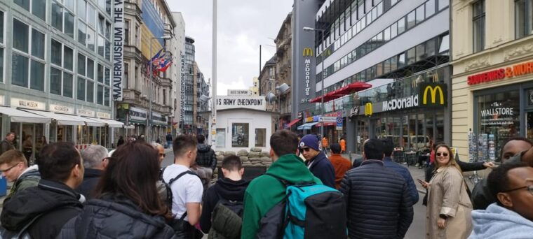 Berlin (E)Bike Tour Historical Highlights in Small groups - FAQ